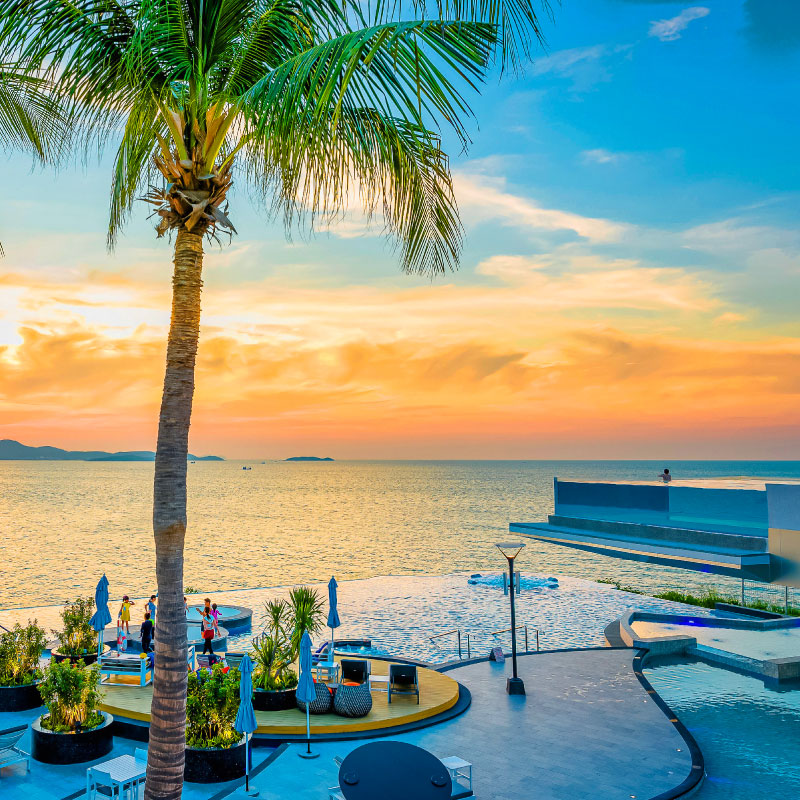Pattaya Hotel with Sunset View