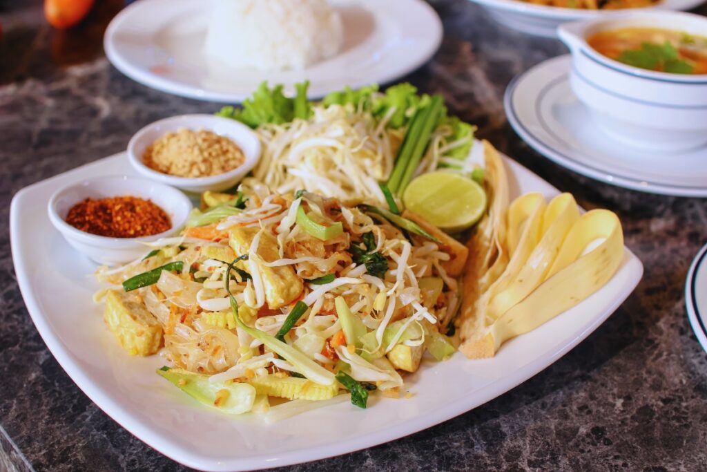 pad thai halal food