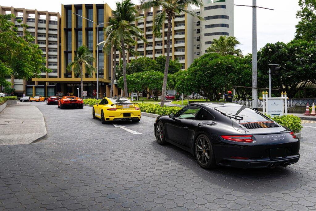 supercars in pattaya driving towards the royal cliff beach hotel